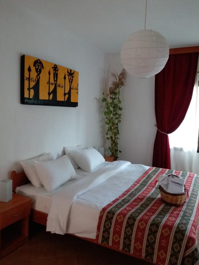 Kilim Hotel Далян Екстериор снимка