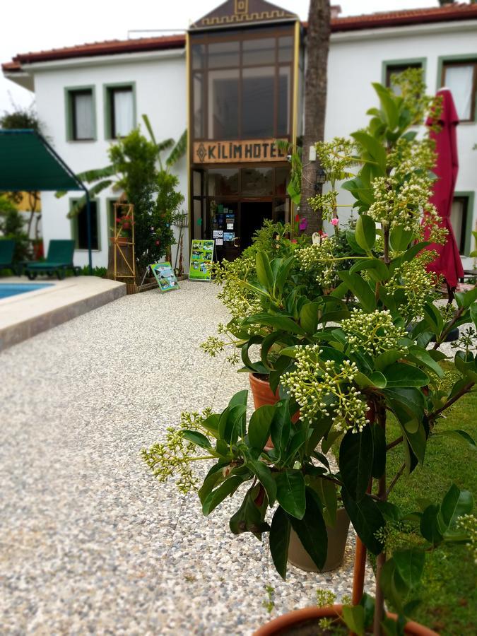 Kilim Hotel Далян Екстериор снимка